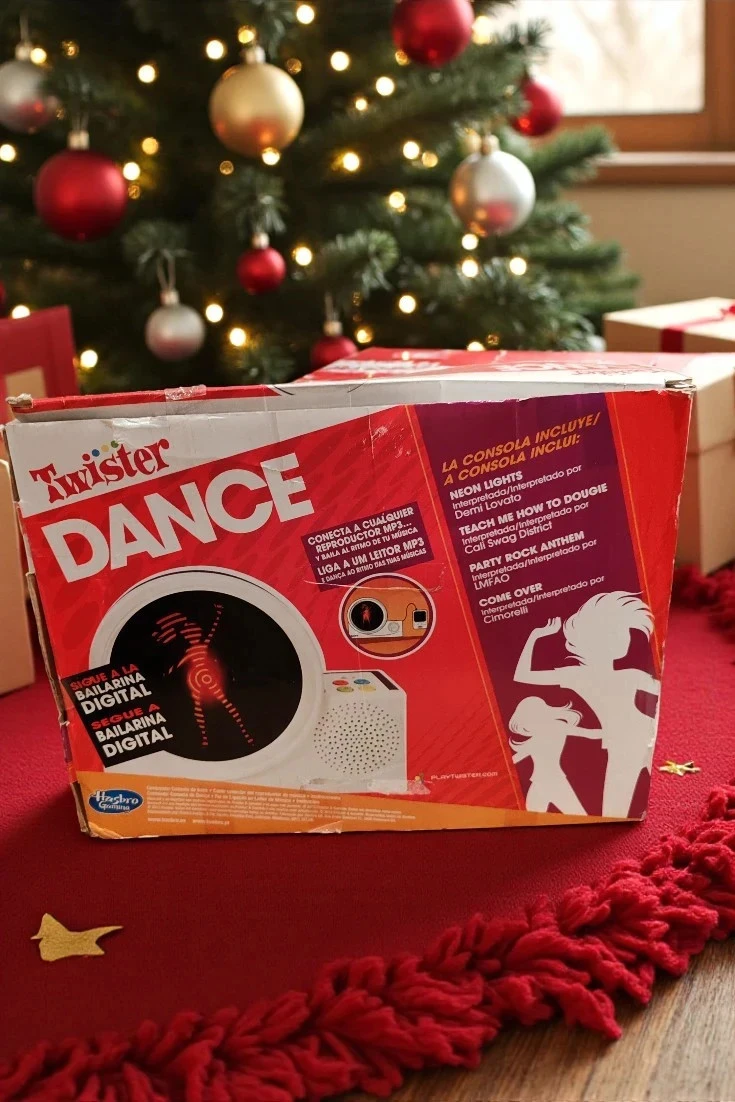 Twister Dance Hasbro Console de Danse MP3 Danseuse Numérique / Jeu de Danse Neuf – photo 2